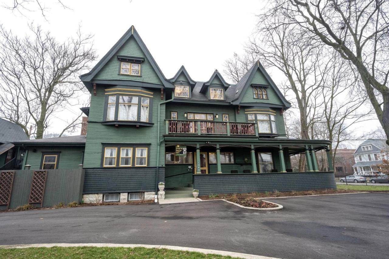 Stone Soup Inn Indianapolis Exterior photo